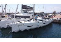 barca a vela Dufour 530 Athens Grecia