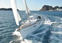 barca a vela Oceanis 45 Trogir Croazia