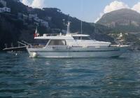 barca a motore Akhir 16,60 Napoli Italia