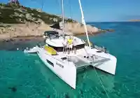 catamarano Lagoon 40 Sardinia Italia