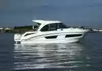 barca a motore Antares 9 Pula Croazia