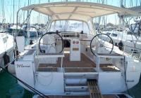 barca a vela Oceanis 38 Trogir Croazia