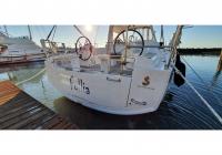 barca a vela Oceanis 38 Olbia Italia