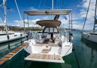 barca a vela Bavaria C38 LEFKAS Grecia