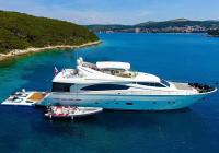 barca a motore Ferretti 880 Trogir Croazia