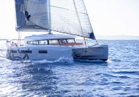 catamarano Excess 15 Kaštela Croazia