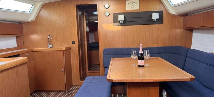 barca a vela Bavaria Cruiser 51