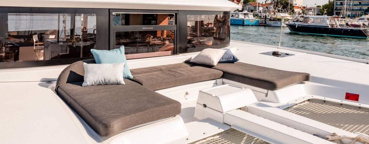 catamarano Lagoon 46