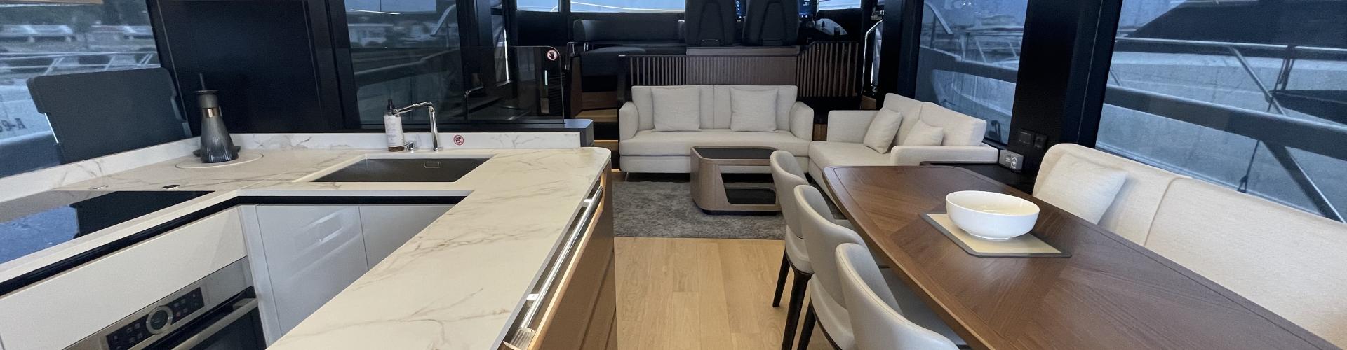 barca a motore Navetta 66